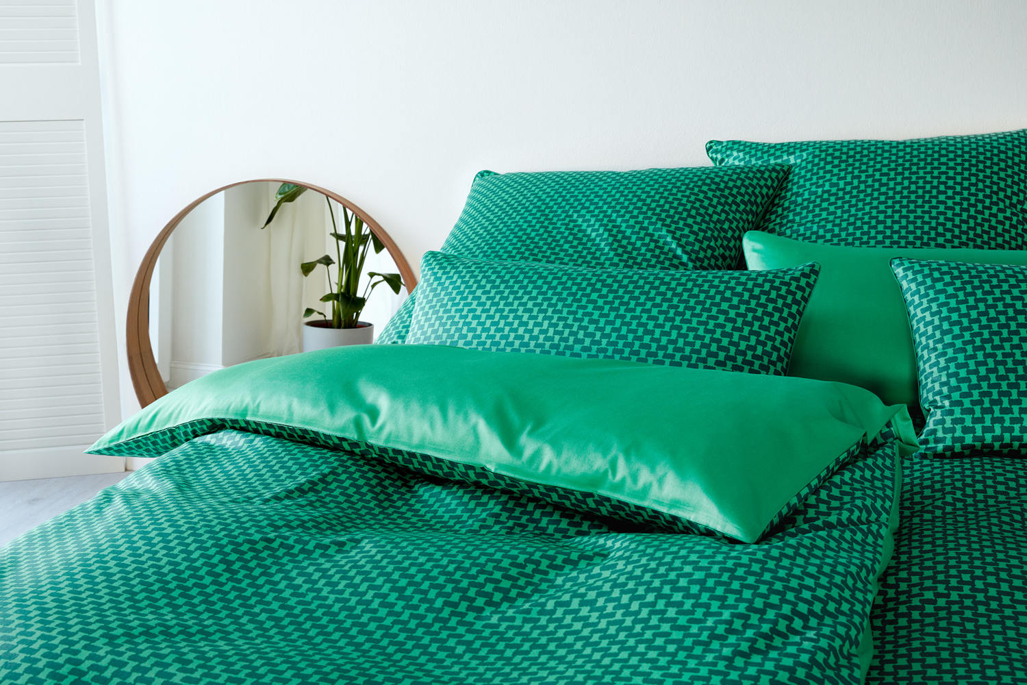 Elegante Comfort Satin Bettwäsche Natural Allover grün, aus 100% Baumwolle, Wendebettwäsche