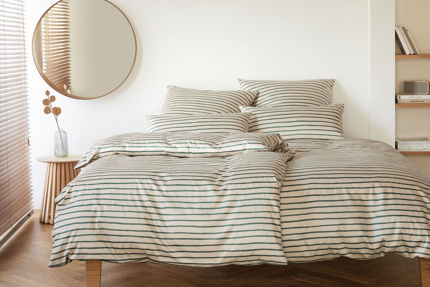 Elegante Comfort Satin Bettwäsche Lines grün aus 100% Bettwäsche, 135x200 cm 